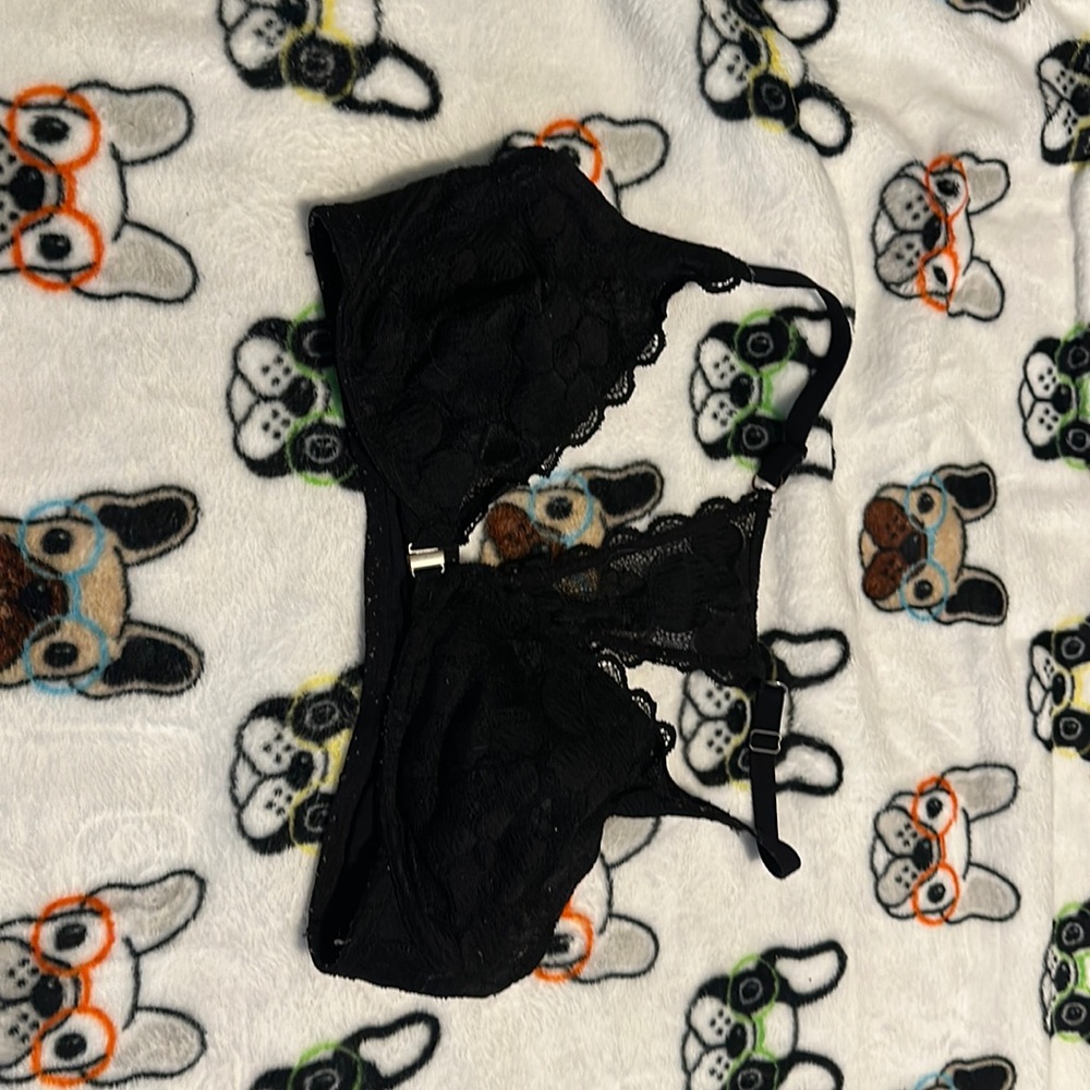 Black lace bra
